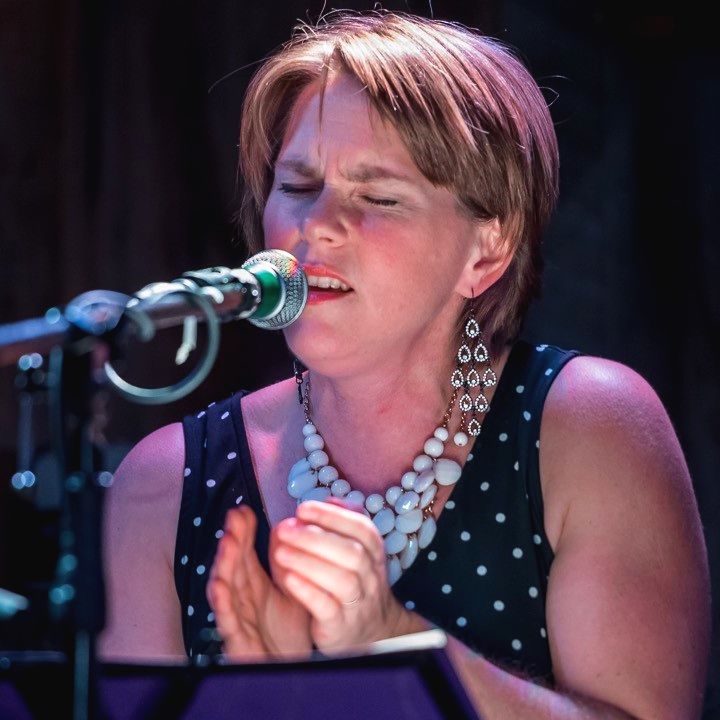 Our Singers – Joyce Saunders